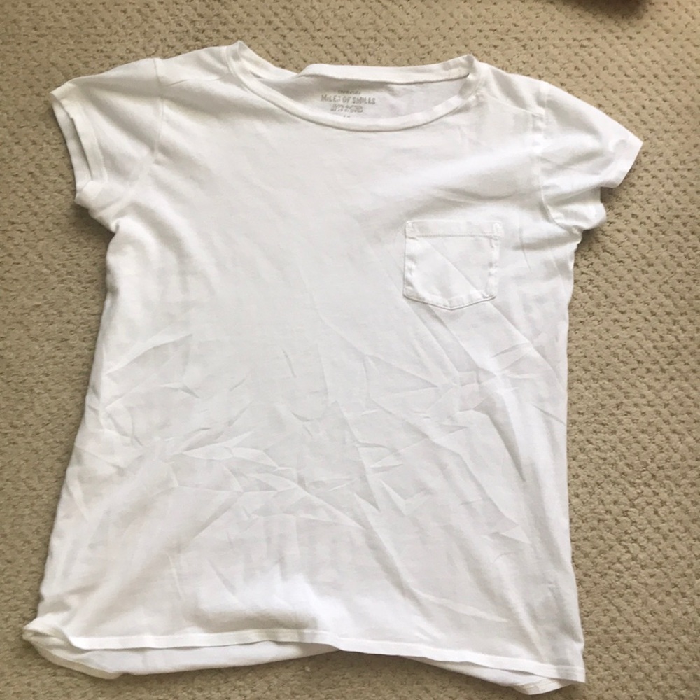 A plan white shirt!!!!
